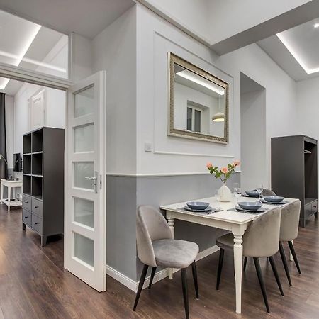 Semmelweis Apartment บูดาเปสต์ ภายนอก รูปภาพ